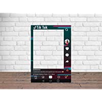 Photocall TIK Tok Atrezzos Personalizado Eventos o Celebraciones puntuales | Medidas 70x100cm | Ventana y Atrezzos…